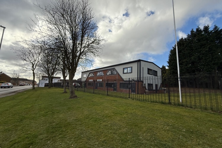Barnsley Rd, Hoyland en venta - Foto del edificio - Imagen 3 de 3