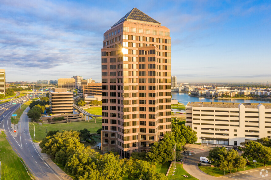 545 E John Carpenter Fwy, Irving, TX en alquiler - Foto del edificio - Imagen 1 de 3