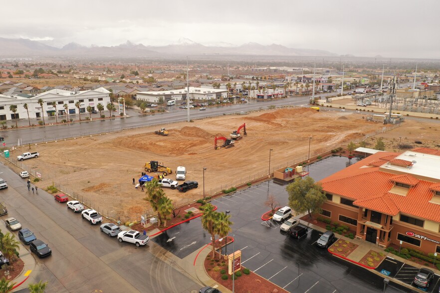 S Rainbow Blvd,, Las Vegas, NV en alquiler - Foto del edificio - Imagen 1 de 8