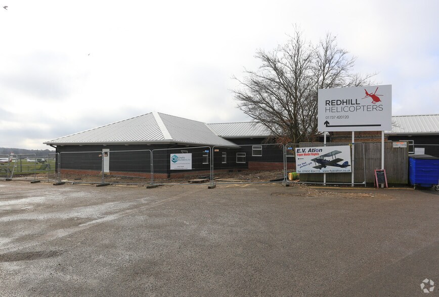 Kings Mill Ln, Redhill en alquiler - Foto del edificio - Imagen 3 de 4