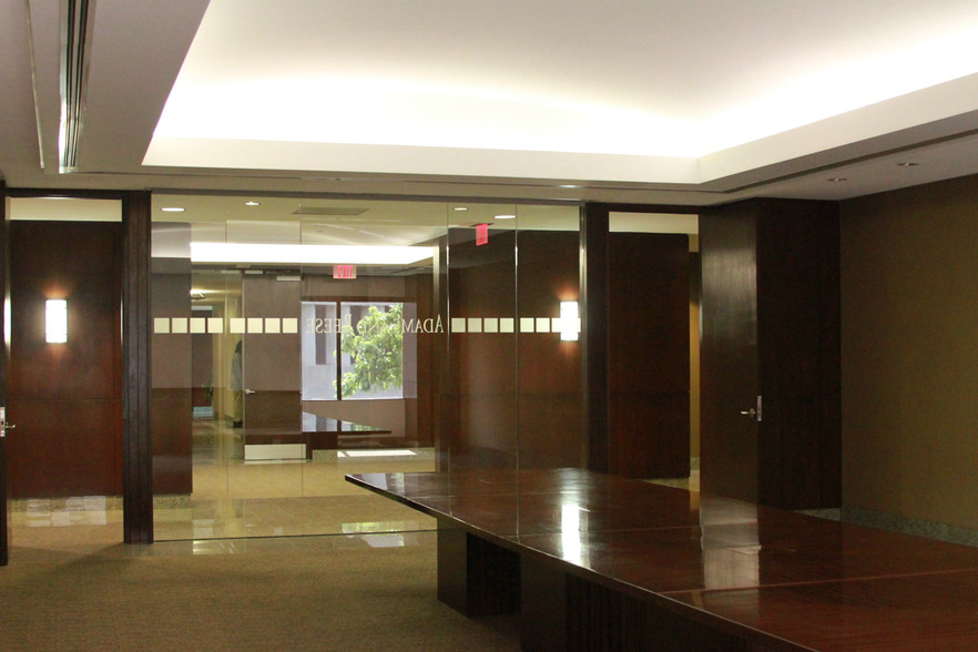 111 E Capitol St, Jackson, MS en alquiler - Lobby - Imagen 2 de 11