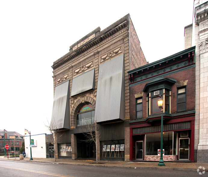 210 E 5th St, East Liverpool, OH en alquiler - Foto del edificio - Imagen 2 de 12