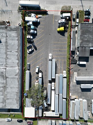 Más detalles de 7415 NW 63 st, Miami, FL - Terreno en alquiler