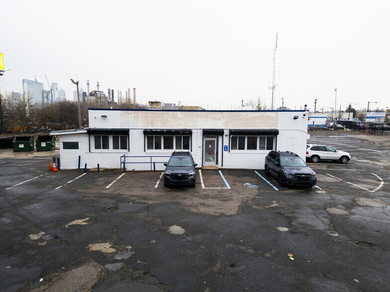 3111 Grays Ferry Ave, Philadelphia, PA en venta - Foto del edificio - Imagen 3 de 21