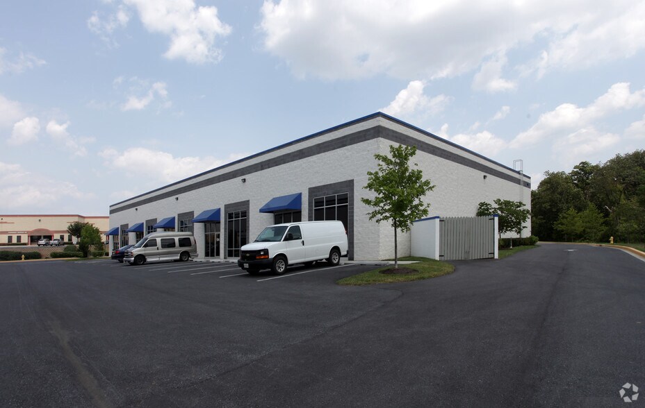 Wedgewood North Business Park cartera de 4 inmuebles en venta en LoopNet.es - Foto del edificio - Imagen 2 de 2