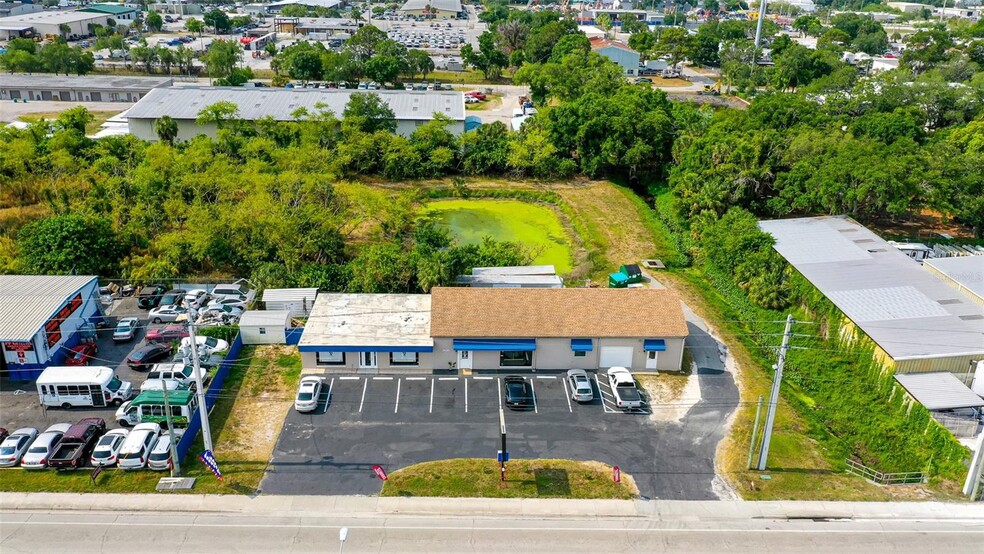 2430 17th St, Sarasota, FL en venta - Foto del edificio - Imagen 1 de 44