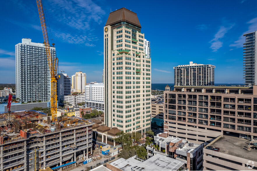 200 Central Ave, Saint Petersburg, FL en alquiler - Foto del edificio - Imagen 3 de 30