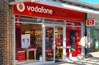 Más detalles de Crown Walk, Bicester - Local en alquiler