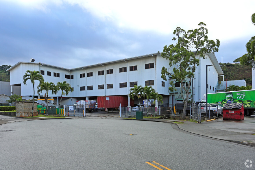 99-1295 Waiua Pl, Aiea, HI en alquiler - Foto del edificio - Imagen 1 de 6