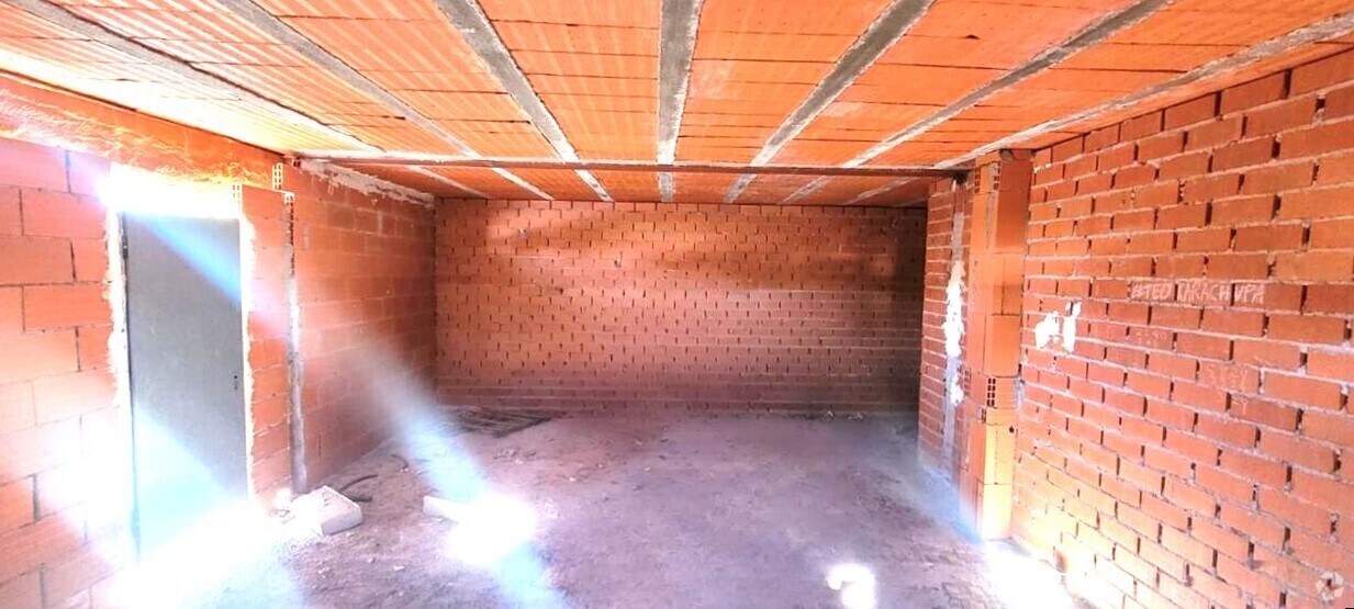Novés, TOL 45516 - Unidad Puerta 4 - - Foto del interior - Image 2 of 2