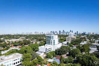 1728 W Coral Way, Miami, FL - vista aérea  vista de mapa - Image1