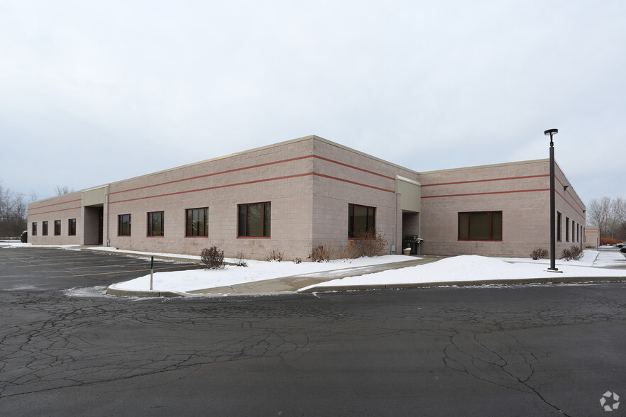 4950 Genesee St, Cheektowaga, NY en alquiler - Foto del edificio - Imagen 3 de 8