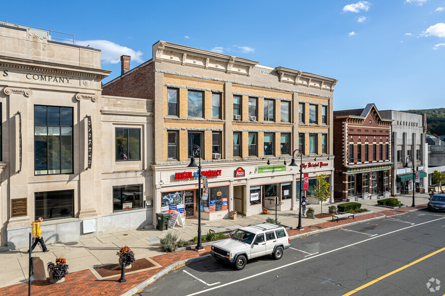 188-194 Main St, Bristol, CT en alquiler - Foto del edificio - Imagen 3 de 6