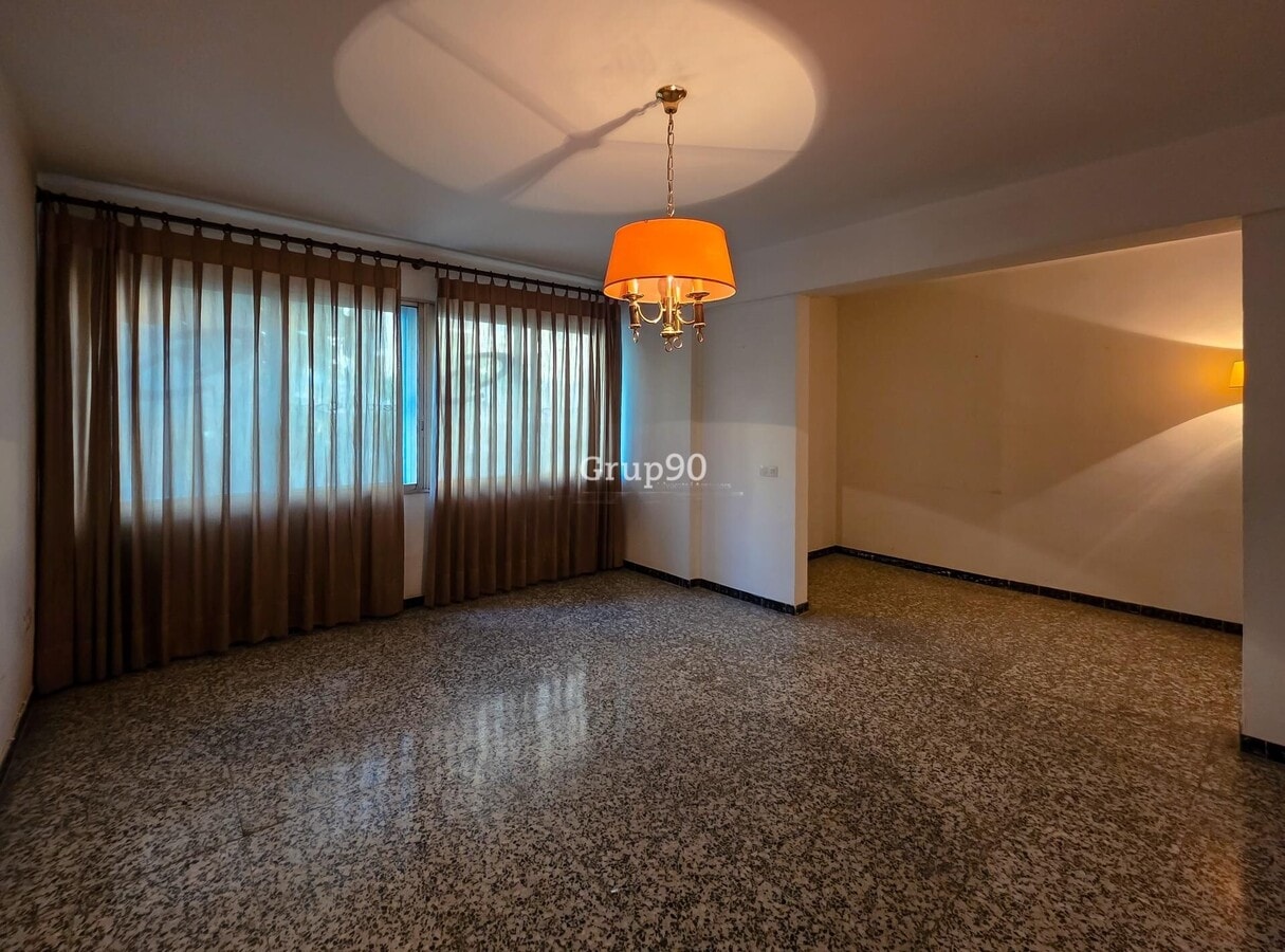 Lleida, LER 25008 - Unidad - -  - Foto del interior - Image 2 of 16
