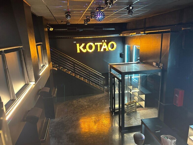 Local en Murcia en alquiler - Foto del edificio - Imagen 3 de 9