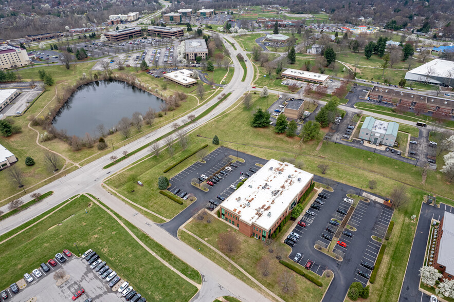 9700 Ormsby Station Rd, Louisville, KY en alquiler - Vista aérea - Imagen 2 de 5