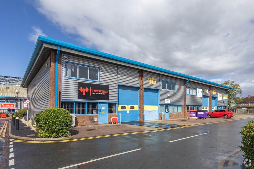 Mile Rd, Bedford en alquiler - Foto del edificio - Imagen 2 de 3