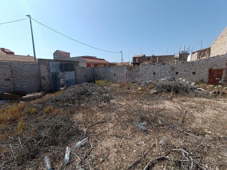 Avenida José Antonio, 20, Abanilla, Murcia en venta - Foto del edificio - Imagen 3 de 6