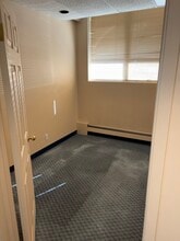 1900-1950 Lonsdale Ave, North Vancouver, BC en alquiler Foto del interior- Imagen 2 de 7