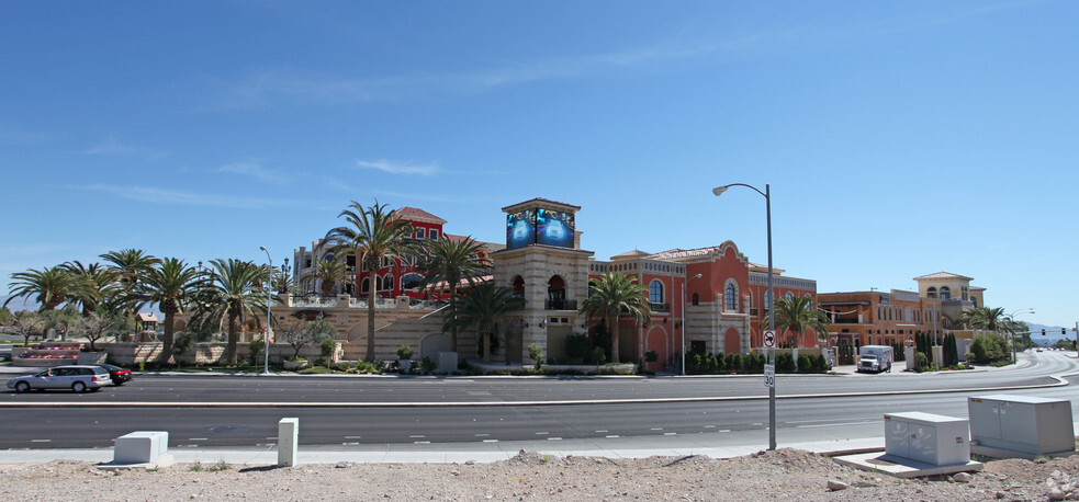 400 S Rampart Blvd, Las Vegas, NV en alquiler - Foto del edificio - Imagen 1 de 9