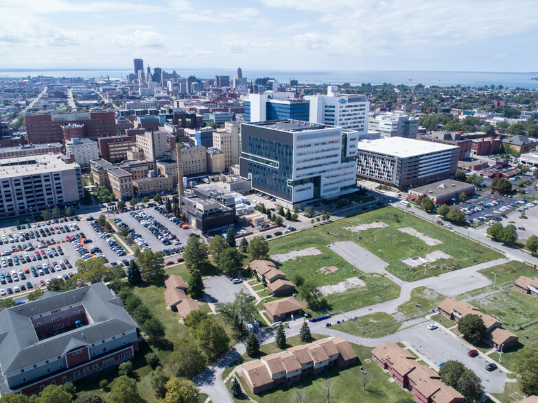 903 Ellicott St, Buffalo, NY en venta - Foto del edificio - Imagen 1 de 15