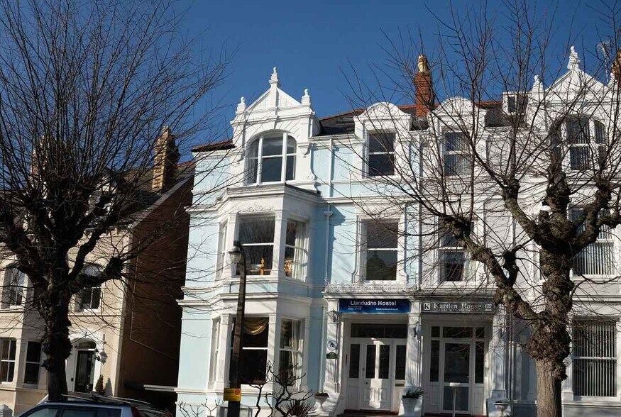 14 Charlton St, Llandudno en venta - Foto del edificio - Imagen 1 de 1