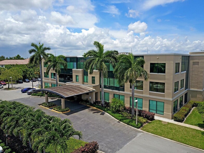 10075 Jog Rd, Boynton Beach, FL en alquiler - Foto del edificio - Imagen 3 de 4