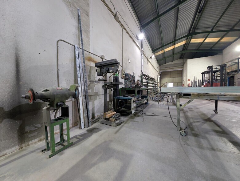 Nave en Catarroja, Valencia en venta - Foto del interior - Imagen 3 de 30