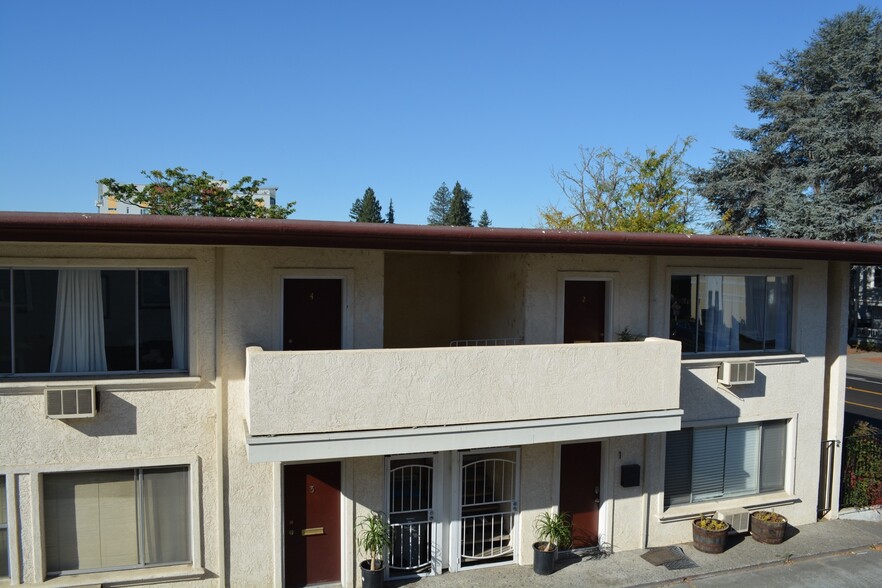 1038 4th St, Santa Rosa, CA en venta - Foto del edificio - Imagen 2 de 12