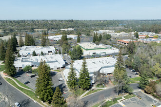 105 Lake Forest Way, Folsom, CA - vista aérea  vista de mapa