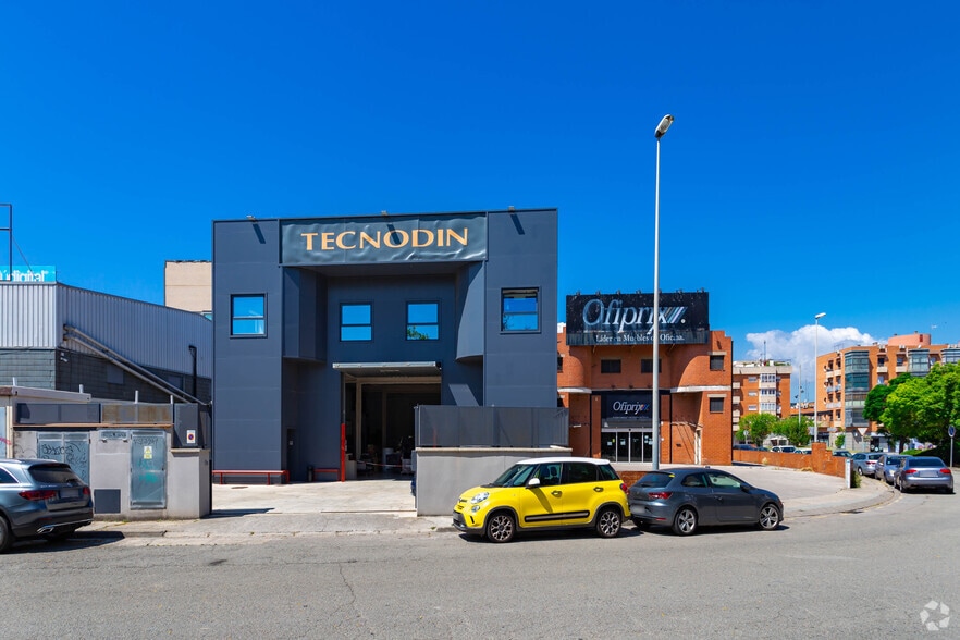 Carrer del Mercuri, 4, Cornellà de Llobregat, Barcelona en venta - Foto principal - Imagen 1 de 3