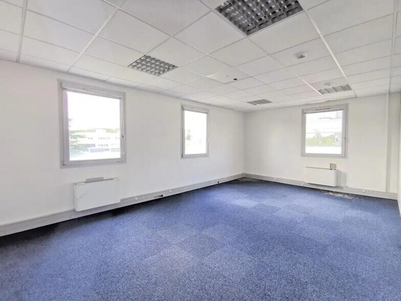 13 Rue Edison, Bron en venta - Foto del interior - Imagen 2 de 6