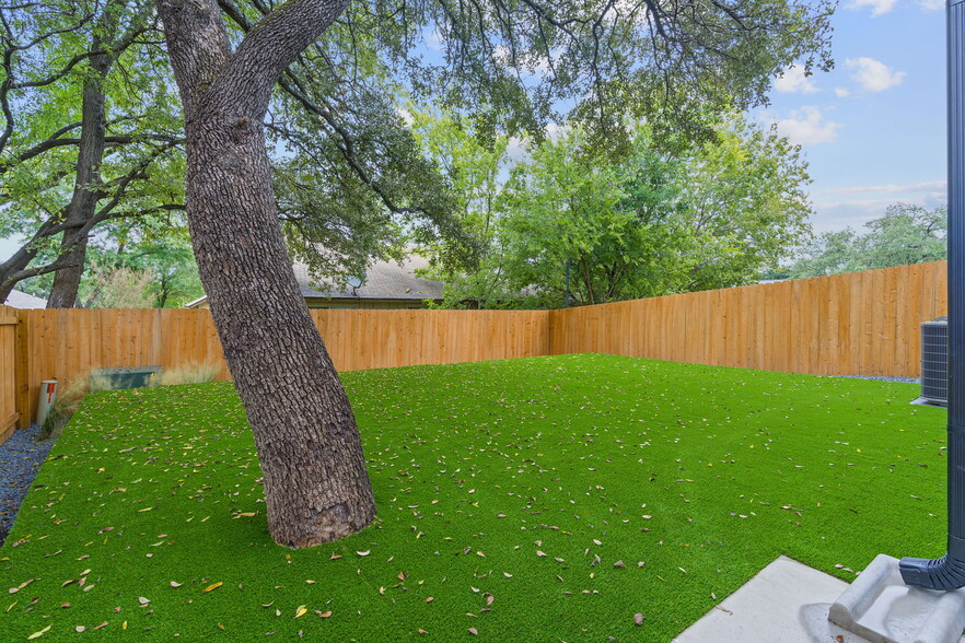 1905 Albury Cv, Austin, TX en venta - Foto del edificio - Imagen 2 de 22