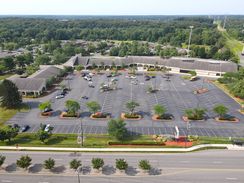 660 Plainsboro Rd, Plainsboro, NJ en alquiler - Foto del edificio - Imagen 1 de 13