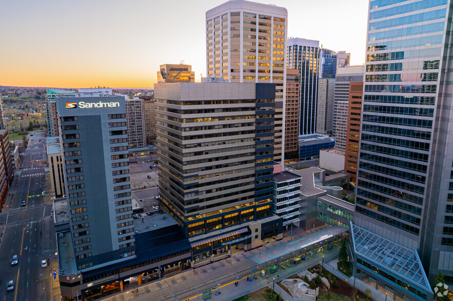 840 7th Ave SW, Calgary, AB en alquiler - Foto del edificio - Imagen 3 de 5