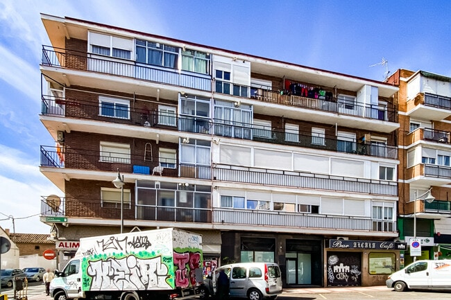Más detalles de Calle Príncipe, 2, Alcobendas - Edificio residencial​ en venta