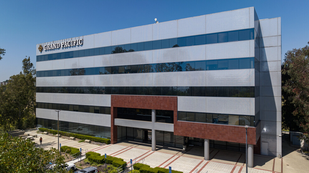 901 Corporate Center Dr, Monterey Park, CA en venta - Foto del edificio - Imagen 2 de 15