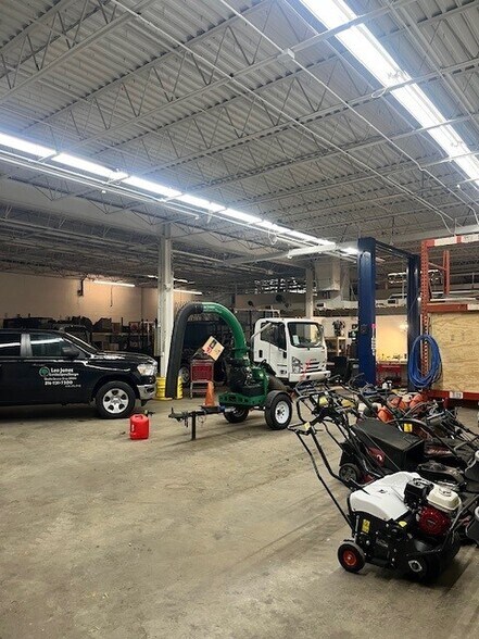 4495 Cranwood Pky, Warrensville Heights, OH en venta - Foto del edificio - Imagen 3 de 8