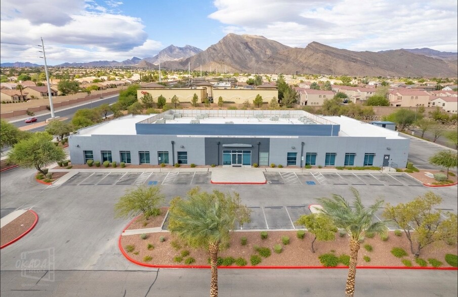 9970 W Cheyenne Ave, Las Vegas, NV en venta - Foto del edificio - Imagen 1 de 11