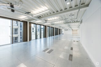 60-70 Shorts Gdns, London en alquiler Foto del interior- Imagen 2 de 3
