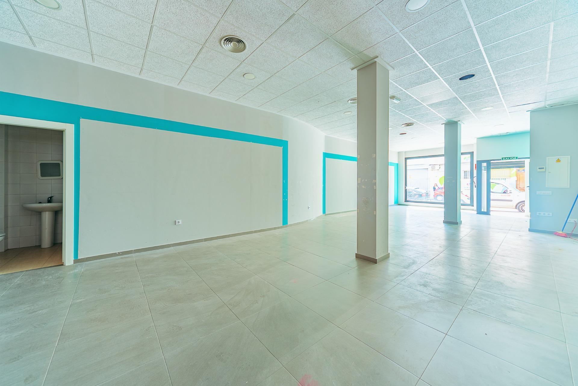 Local en Mula en venta Foto del interior- Imagen 1 de 16