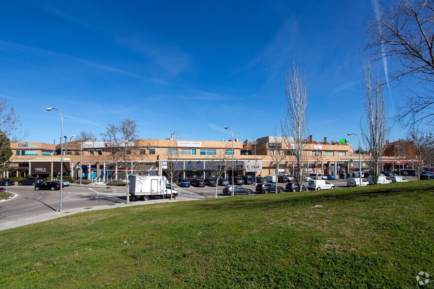 Avenida Valdemarin, 165, Madrid, Madrid en venta - Foto del edificio - Imagen 1 de 1