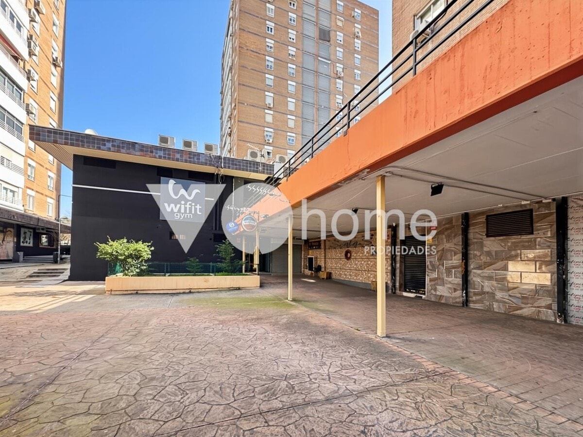 Madrid, MAD 28030 - Unidad - -  - Foto del interior - Image 1 of 9