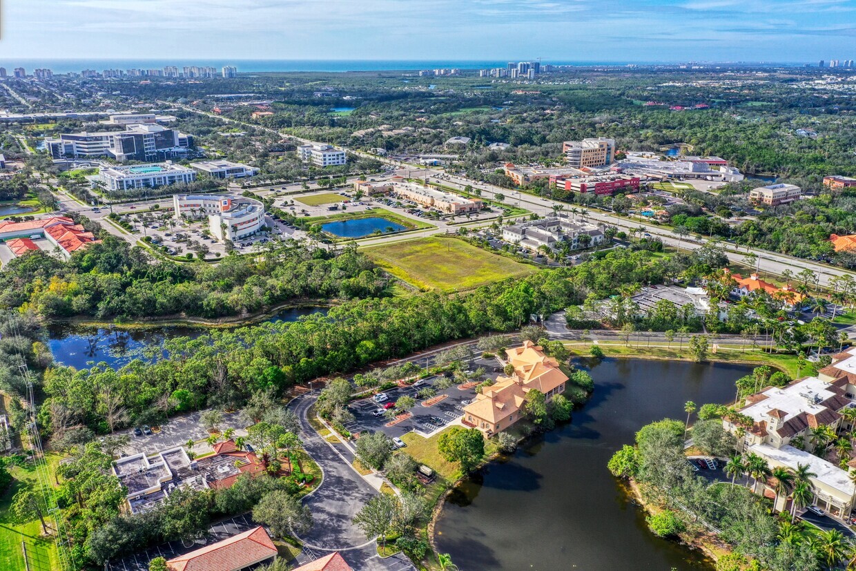 1750 SW Health Pky, Naples, FL en alquiler Foto del edificio- Imagen 1 de 6