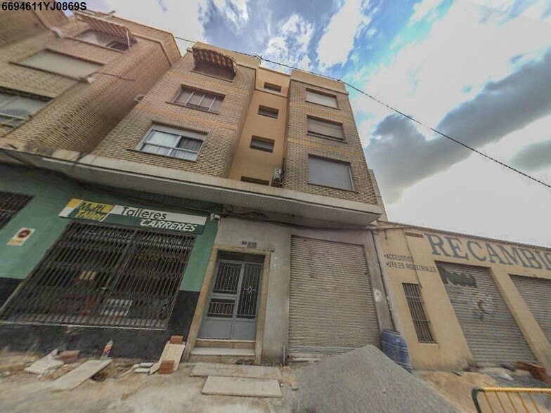 Local en Llíria en alquiler - Foto del edificio - Imagen 1 de 1