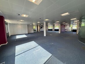 101 Park Dr, Milton en alquiler Foto del interior- Imagen 1 de 5