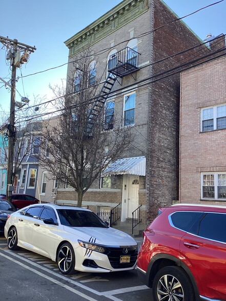 2513 West St, Union City, NJ en venta - Foto del edificio - Imagen 1 de 26