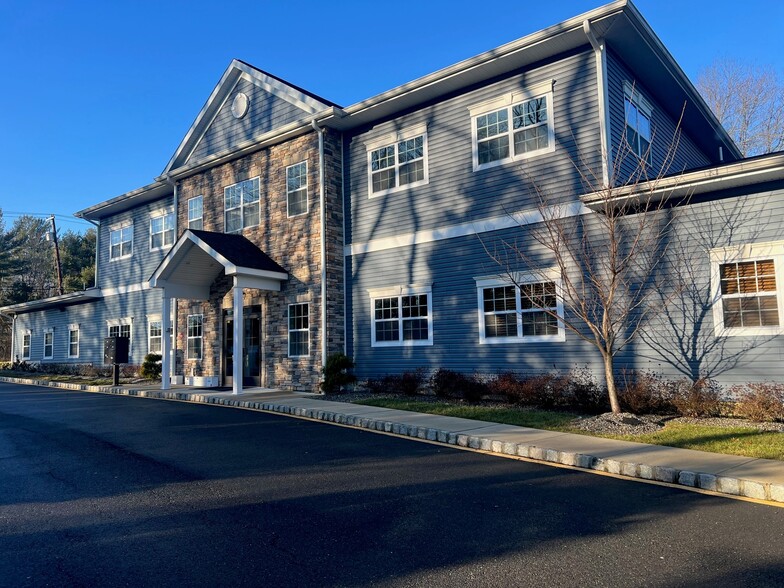 186 County Road 520 W, Marlboro, NJ en alquiler - Foto del edificio - Imagen 2 de 13