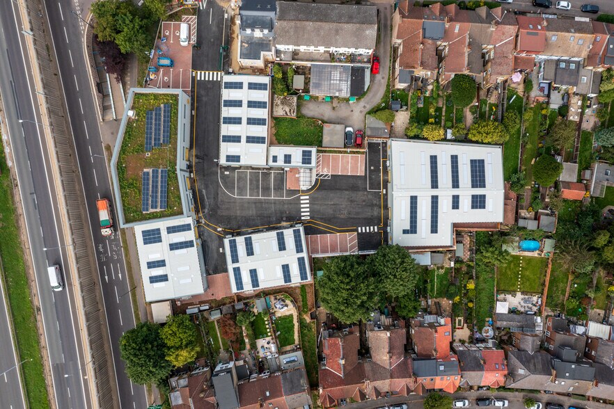 Maybank Business Park, London en alquiler - Foto del edificio - Imagen 2 de 5