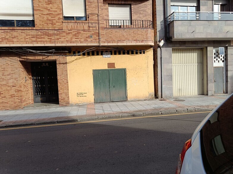 Calle Vital Aza, 41, Lena, Asturias en venta - Foto del edificio - Imagen 2 de 21